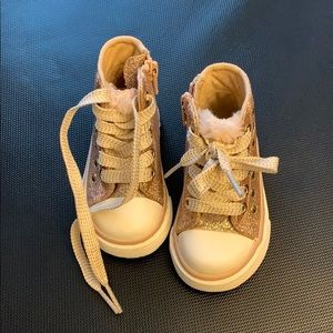 Pink toddler size 4 high tops with faux fur tongue